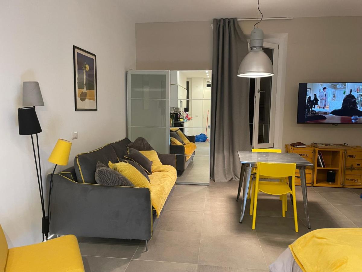 Cosy In The Greenest Corner Of Trastevere Roma